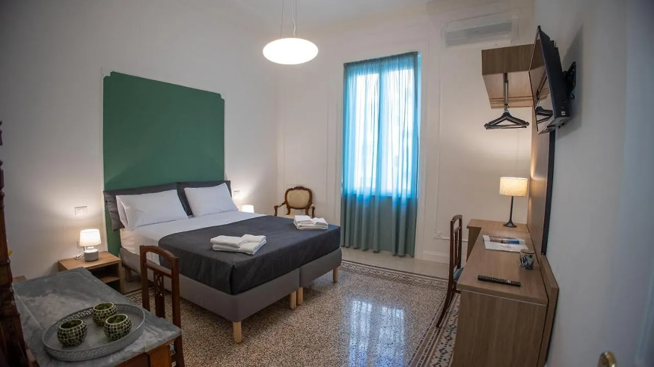 فندق مبيت وإفطار باليرمو Petrarca Suite إيطاليا